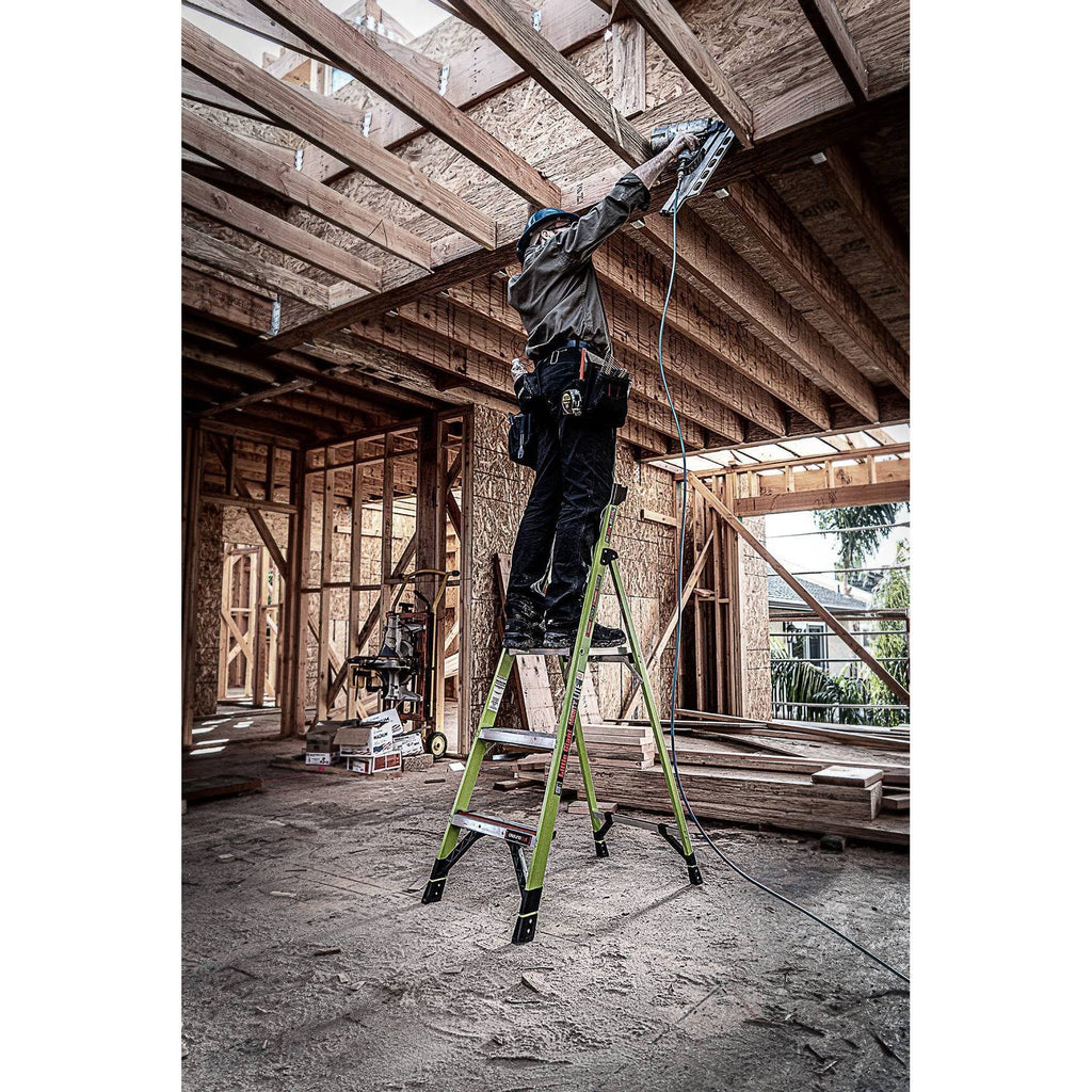 5-Foot Fiberglass Type IAA Stepladder G1506