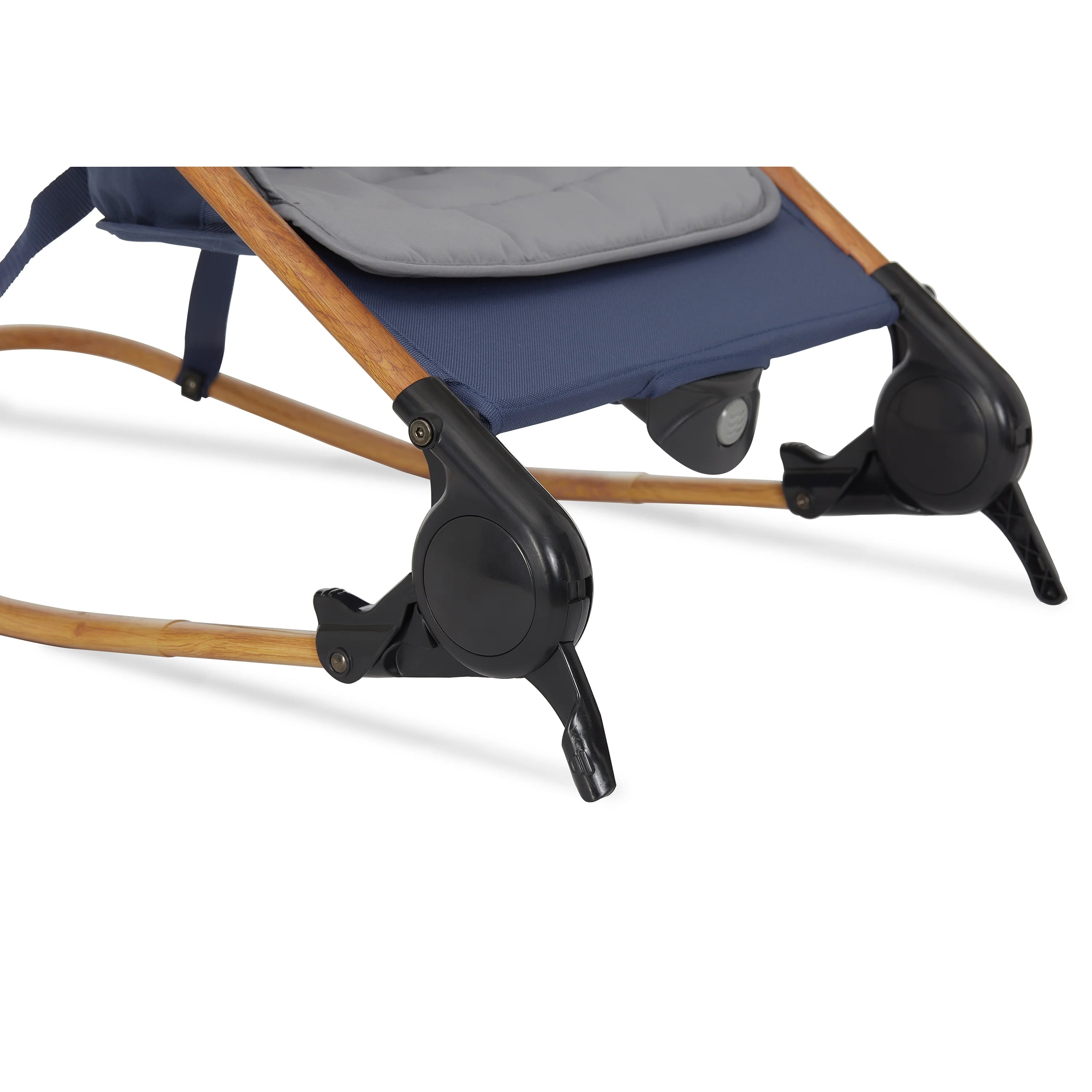 2-in-1 Baby Rocker and Stationary Seat F246