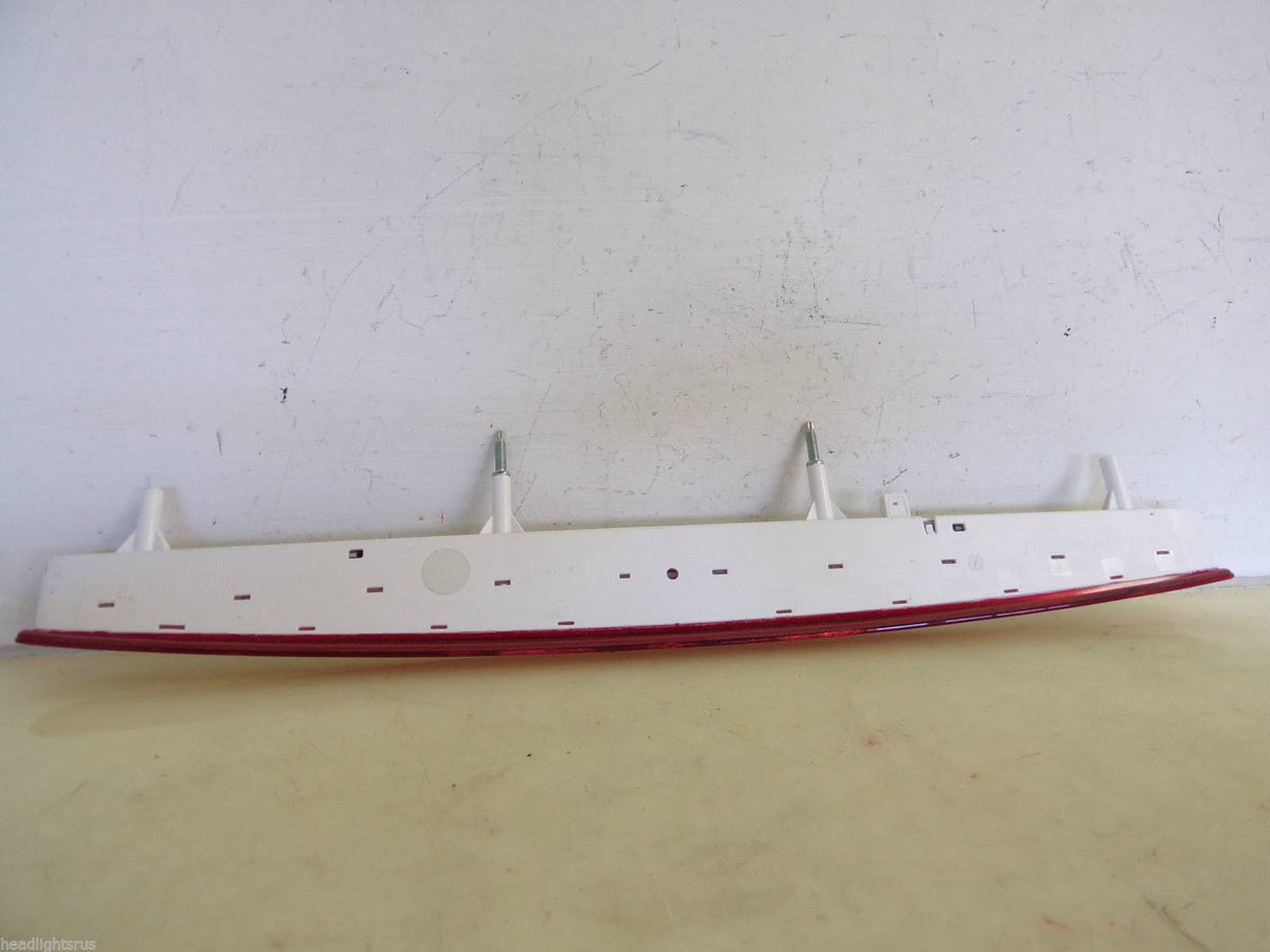 High Mount Lamp L4952