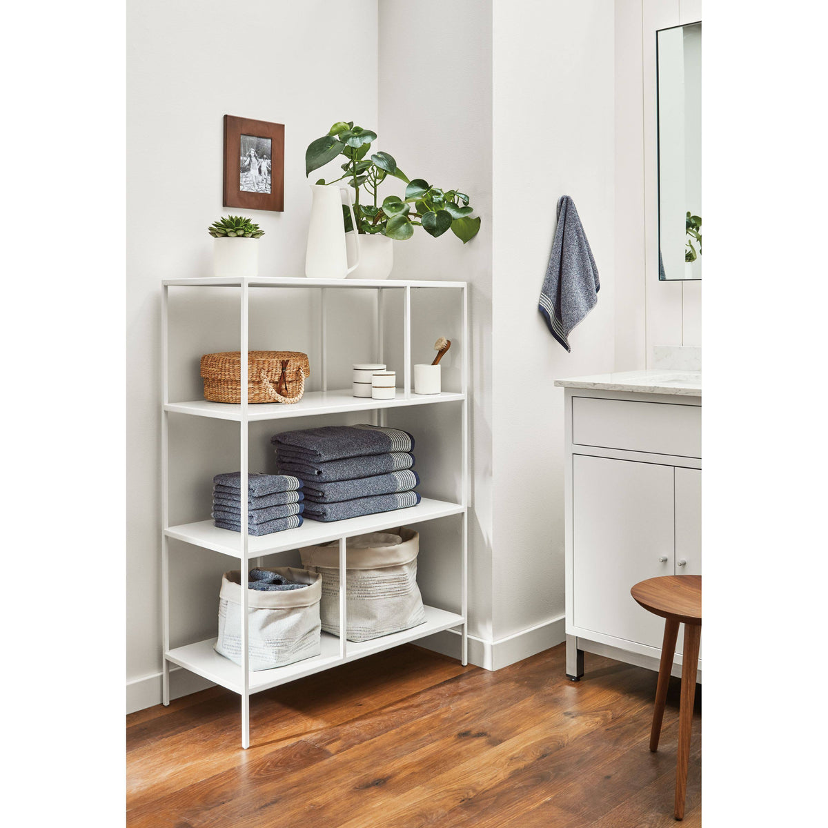 Scarlet Bookcase X44697