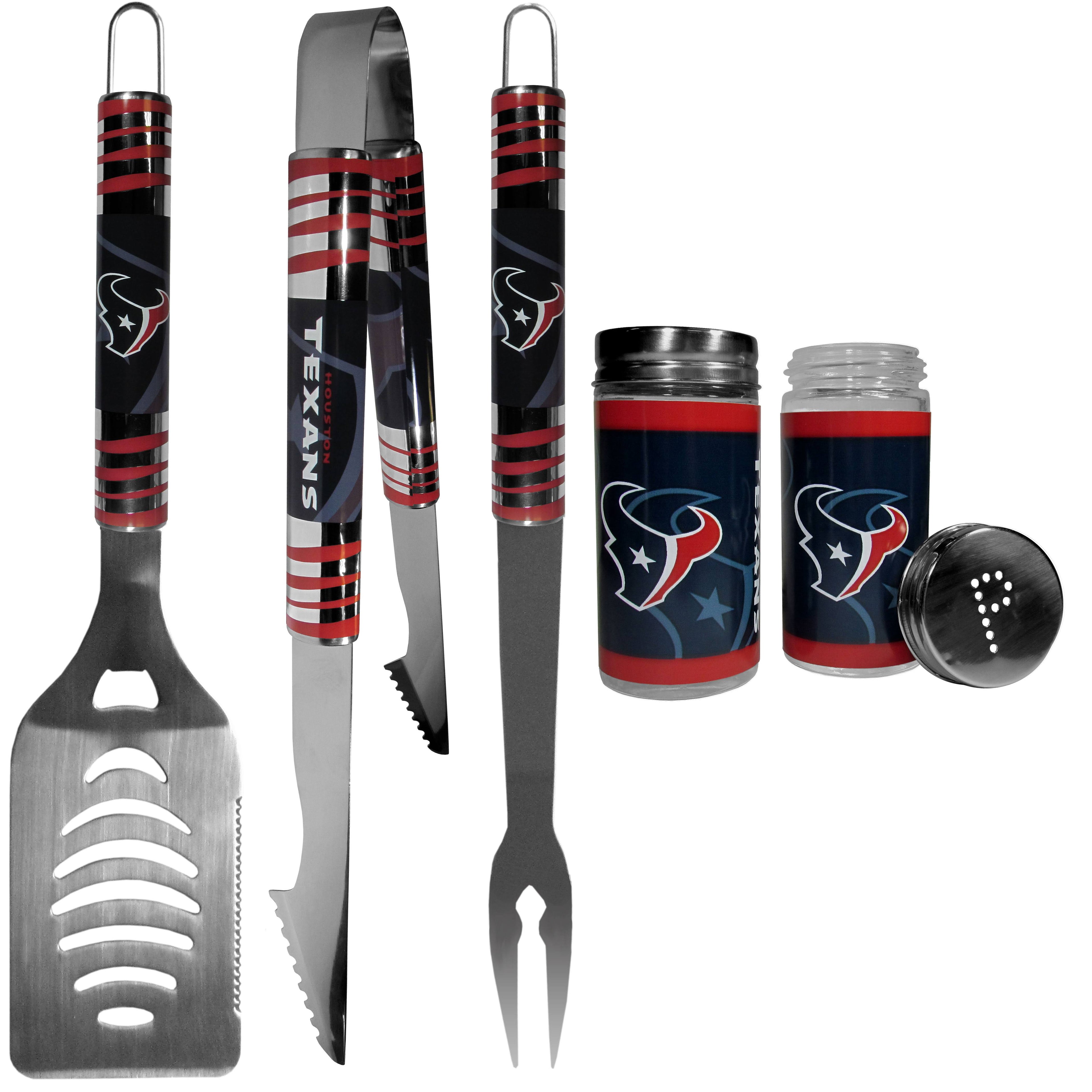 3 PC BBQ Set and Salt and Pepper Shaker Set Y5218
