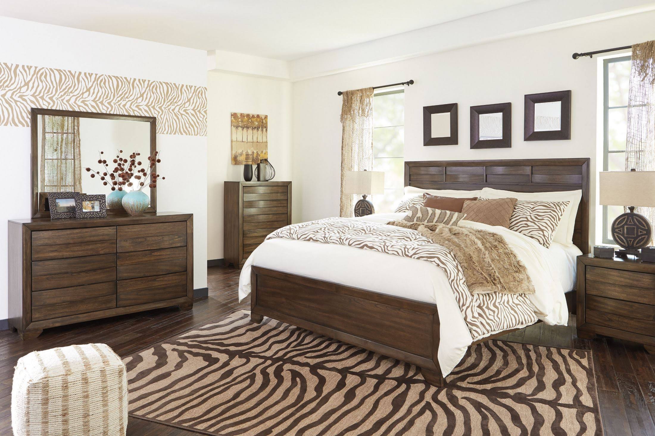 Brown 5 Drawer Chest G65152