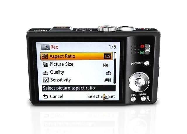 Black 14.1MP Digital Camera J4306