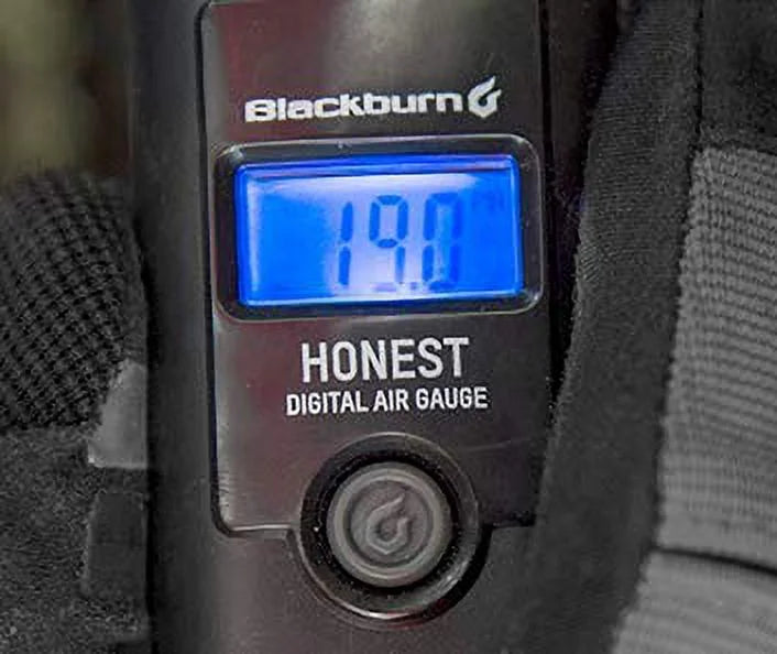 Digital Pressure Gauge J702