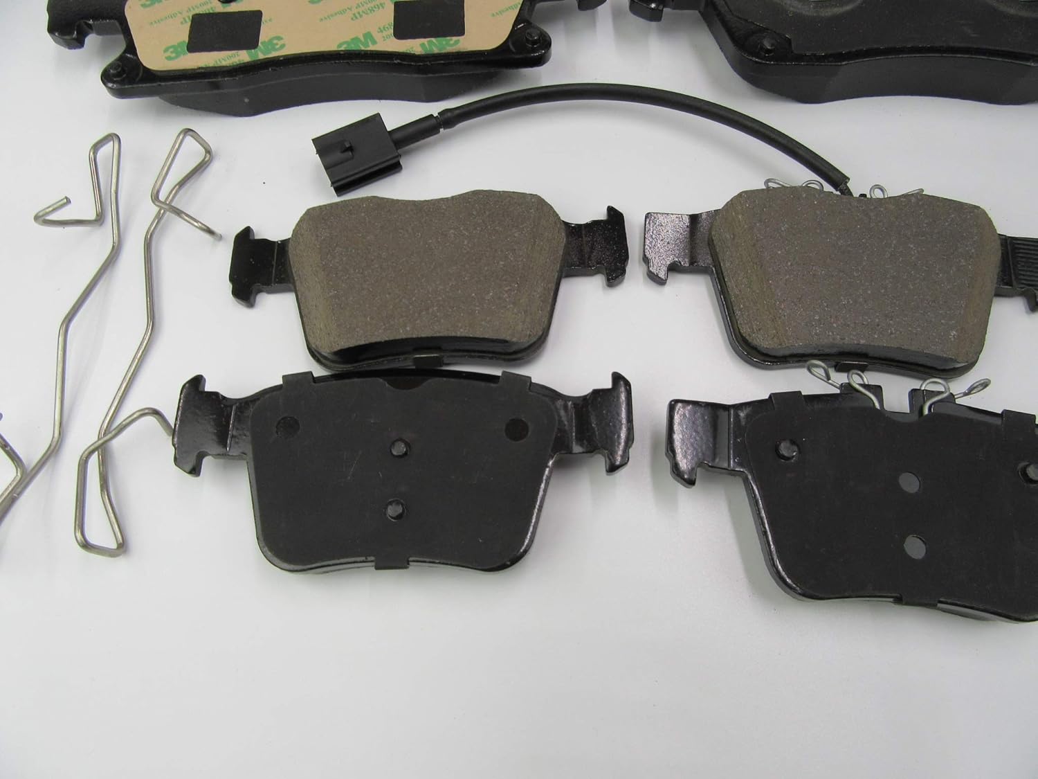 TopEuro replacement front and rear brake pads for Levante Base LOW DUST N51487