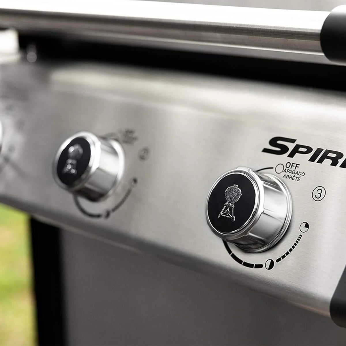 3 Burner Natural Gas Smart Grill S657