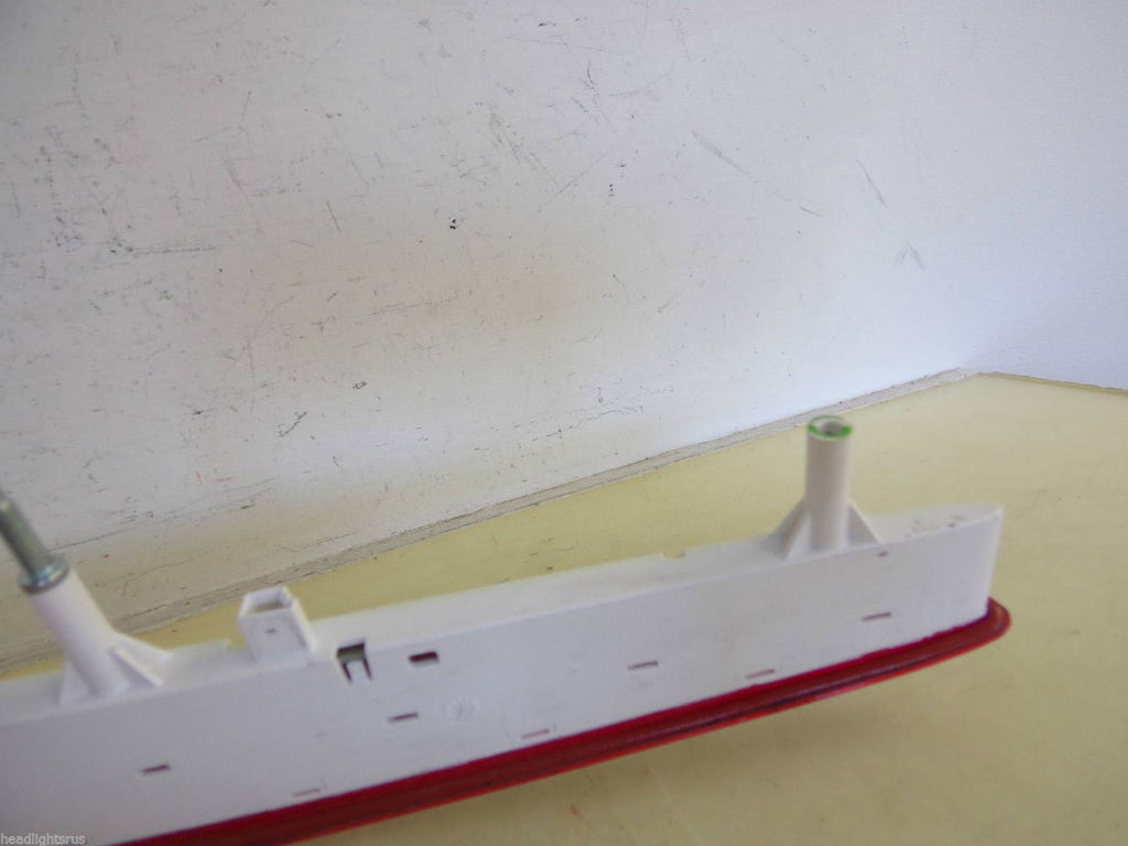 High Mount Lamp L4952