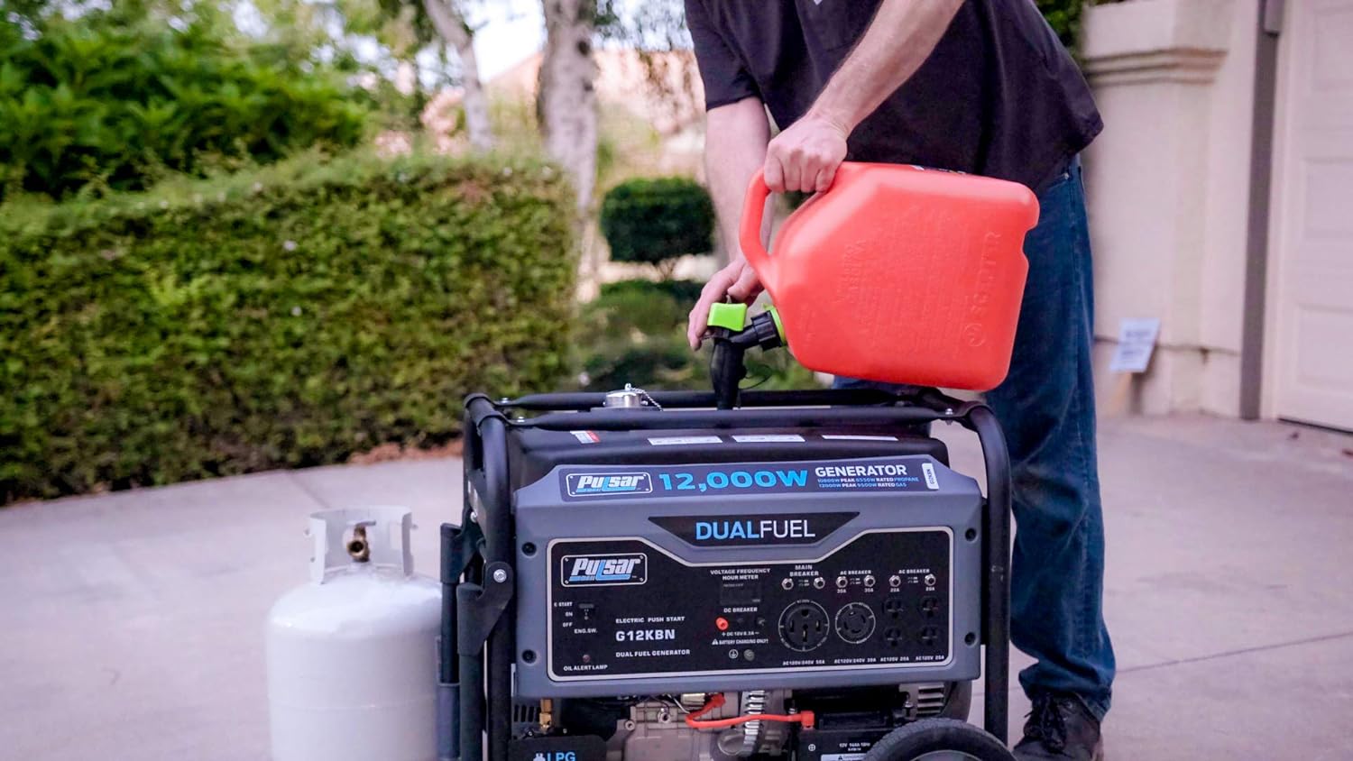 9500 Rated Watts Dual Fuel Generator U34987