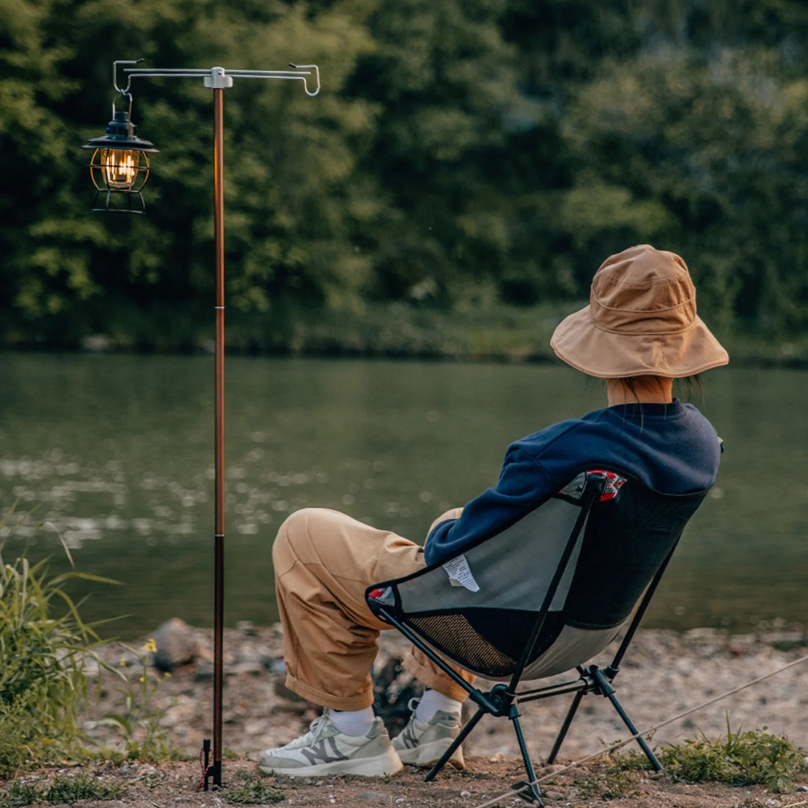 Portable Collapsible Aluminum Lantern Pole I34347